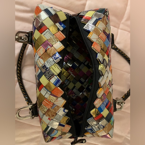 Wrapper Purse - Picture 6 of 6